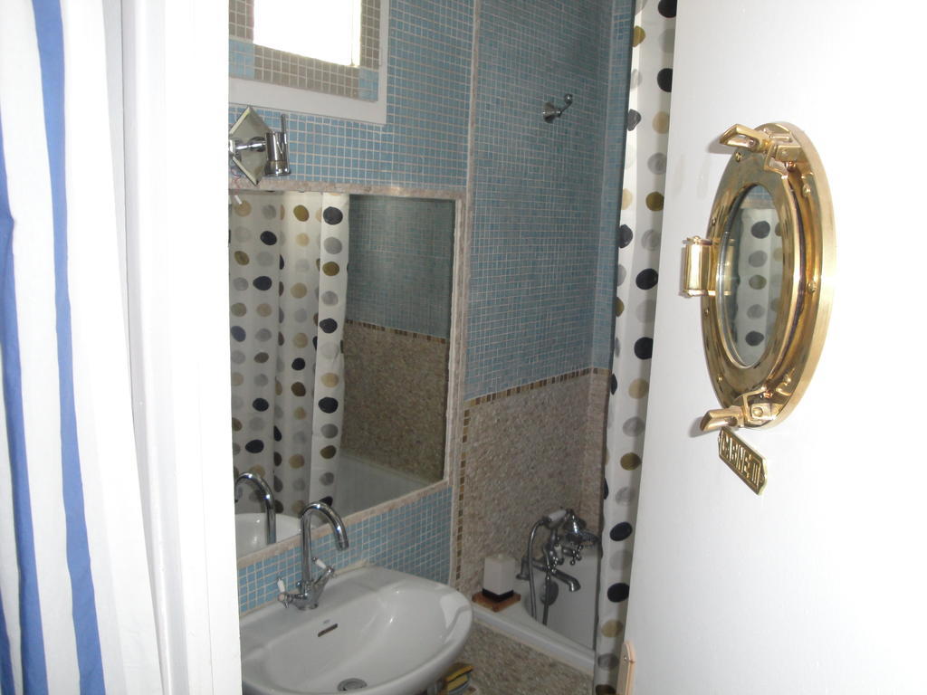 Almeria Garden Apartment Paris Room photo